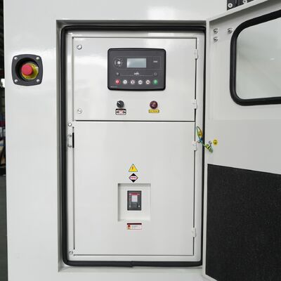 550kW 688KVA Air-dingin Super Diesel Generator Diam 50/60HZ Generator Portable Single/Three Phase DCEC Cummin